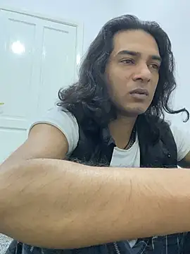 Snapshot of Fuckboy2535 chatting on 03-02-25, 11:42 Fuckboy2535 online show from 03-02-25, 11:42