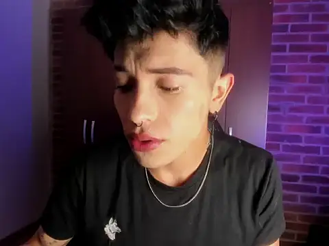 Ianwayne online show from 11-24-25, 08:08