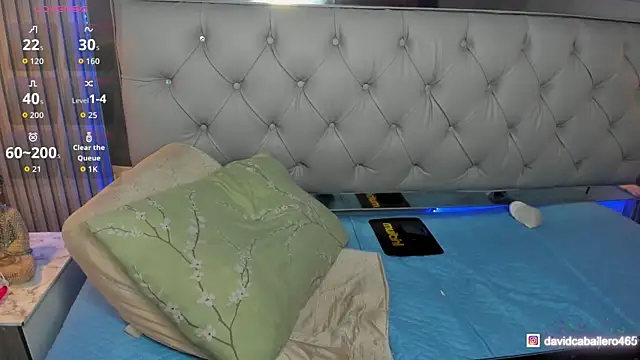 Estiv18  online show from 04-09-26, 02:11