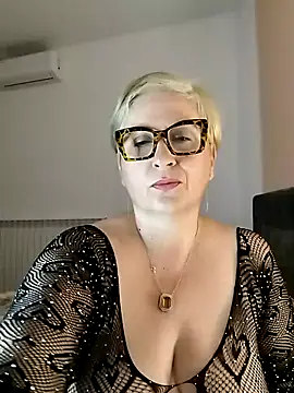 Pumabionda online show from 10-29-25, 10:33