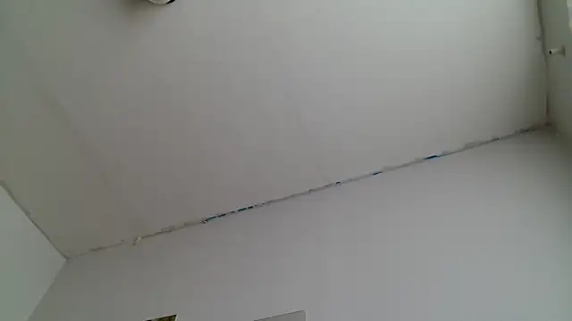 Snapshot of OskarBreno chatting on 05-05-26, 06:32 OskarBreno online show from 05-05-26, 06:32