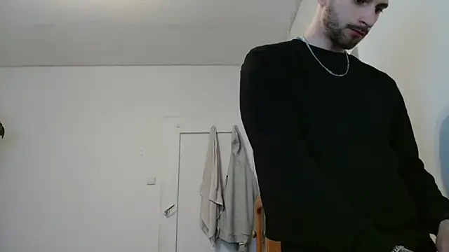 Snapshot of OskarBreno chatting on 05-08-26, 05:18 OskarBreno online show from 05-08-26, 05:18