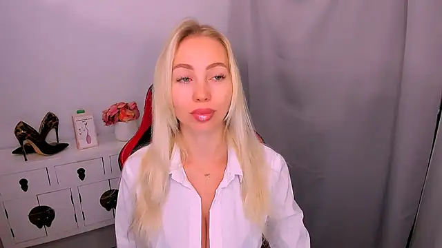 MargaritaRose online show from 07-05-26, 05:03