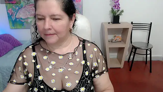leonela 69 online show from 03-15-25, 12:25