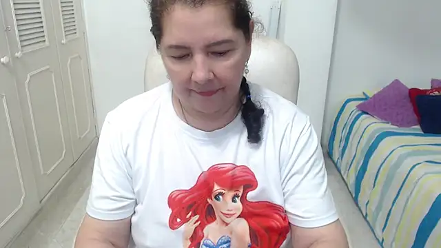 leonela 69 online show from 05-26-26, 02:07
