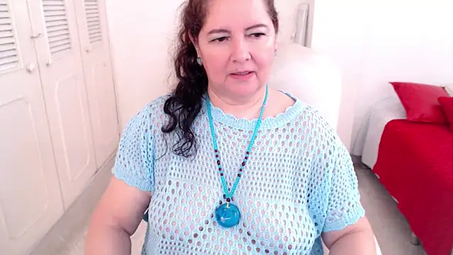 Snapshot of leonela_69 chatting on 06-20-26, 11:35 leonela 69 online show from 06-20-26, 11:35