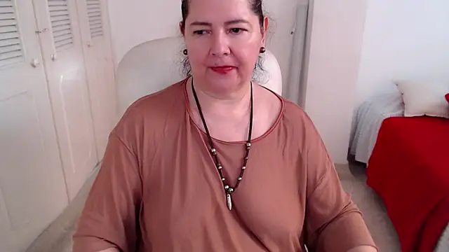 Snapshot of leonela_69 chatting on 06-27-26, 12:22 leonela 69 online show from 06-27-26, 12:22