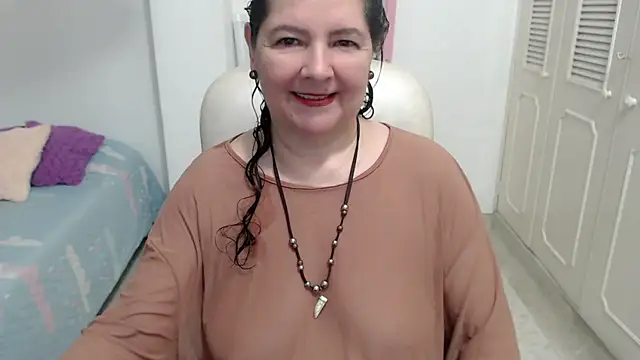 Snapshot of leonela_69 chatting on 07-19-26, 12:14 leonela 69 online show from 07-19-26, 12:14