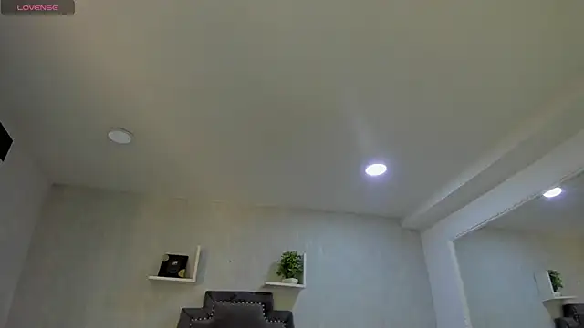 EmiliaRose  online show from 01-12-26, 09:09