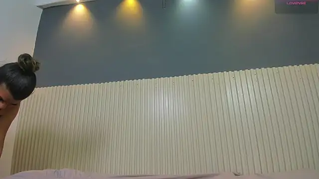 Snapshot of Aida-nicolle chatting on 10-02-25, 10:11 Aida-nicolle online show from 10-02-25, 10:11