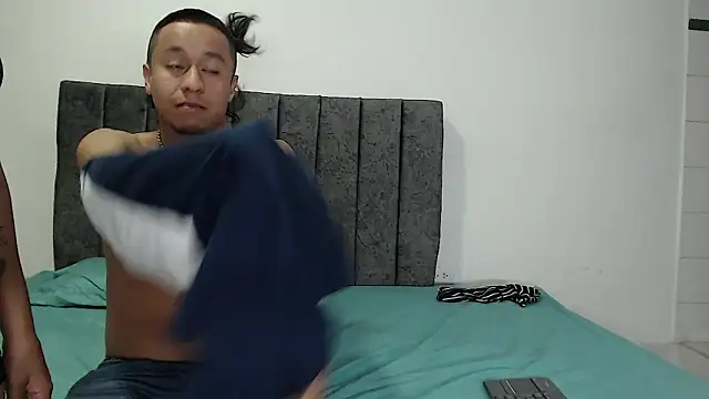 Snapshot of manuel_rey chatting on 02-12-25, 12:58 manuel rey online show from 02-12-25, 12:58