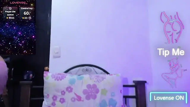 Dollcatalina online show from 10-28-25, 03:10