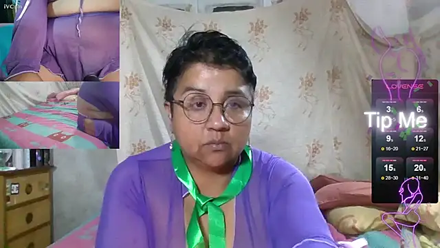 erinadarling79 online show from 10-11-25, 02:33