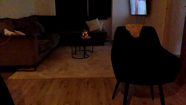 Snapshot of Bleueyez007 chatting on 02-22-25, 09:48 Bleueyez007 online show from 02-22-25, 09:48