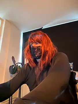 Snapshot of Bleueyez007 chatting on 09-20-25, 03:35 Bleueyez007 online show from 09-20-25, 03:35