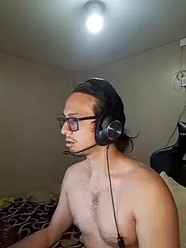 Snapshot of cholitohermoso chatting on 02-27-25, 10:42 cholitohermoso online show from 02-27-25, 10:42