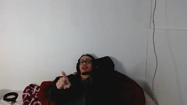 Snapshot of cholitohermoso chatting on 10-03-25, 03:42 cholitohermoso online show from 10-03-25, 03:42