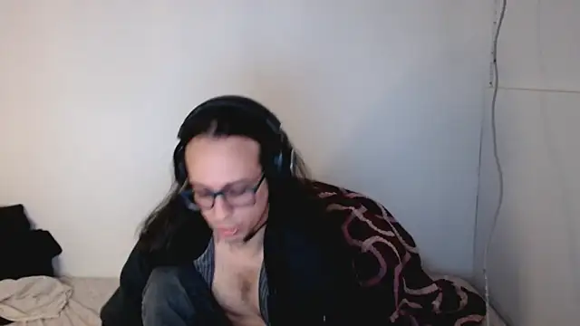 Snapshot of cholitohermoso chatting on 10-06-25, 07:33 cholitohermoso online show from 10-06-25, 07:33