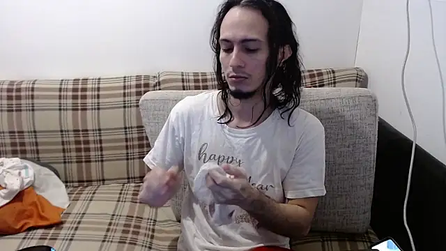 Snapshot of cholitohermoso chatting on 07-05-26, 05:53 cholitohermoso online show from 07-05-26, 05:53