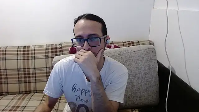 Snapshot of cholitohermoso chatting on 07-06-26, 03:03 cholitohermoso online show from 07-06-26, 03:03