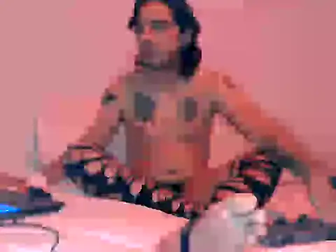 Snapshot of Iscariot19 chatting on 12-05-25, 08:56 Iscariot19 online show from 12-05-25, 08:56