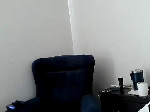 Snapshot of Iscariot19 chatting on 02-05-26, 09:41 Iscariot19 online show from 02-05-26, 09:41