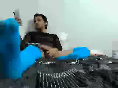 Snapshot of Iscariot19 chatting on 07-18-26, 04:38 Iscariot19 online show from 07-18-26, 04:38