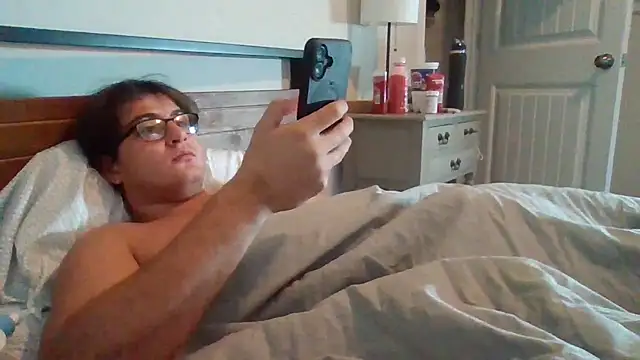 danyh2023 online show from 10-22-25, 04:07