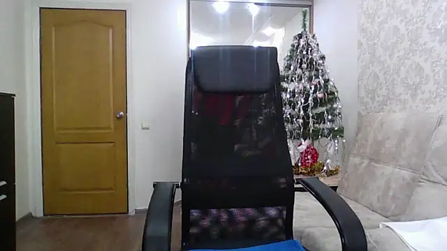 Victoria secrets  online show from 12-19-25, 04:52