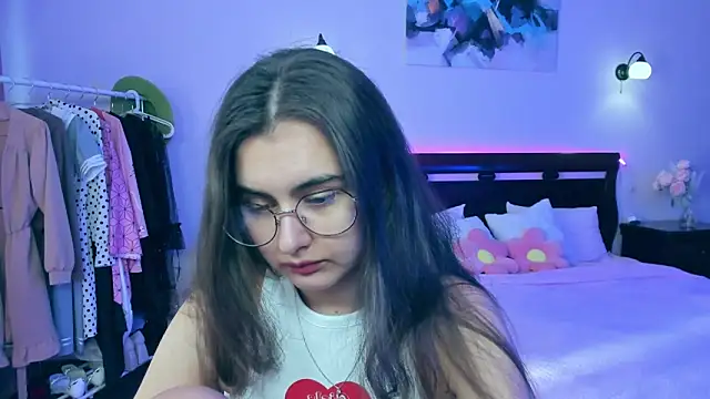 GabriellaMays online show from 02-19-25, 08:22