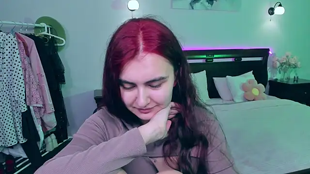 GabriellaMays online show from 03-08-25, 05:28