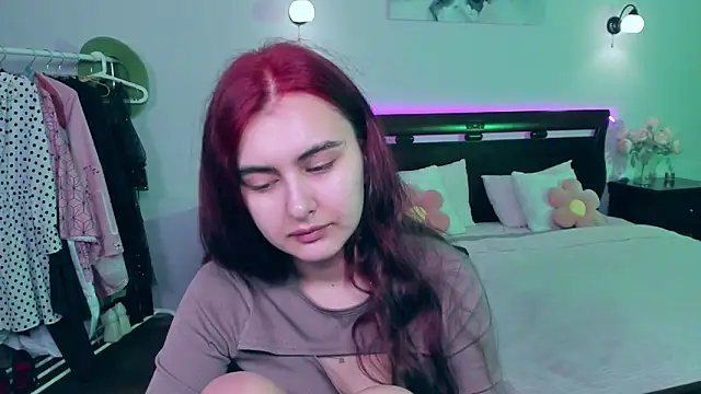 GabriellaMays online show from 03-08-25, 08:33