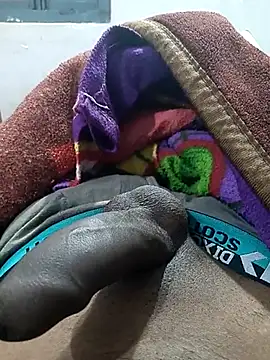 boyyouwant33 online show from 02-15-25, 12:33