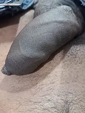 boyyouwant33 online show from 02-19-25, 12:33