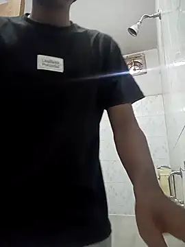 boyyouwant33 online show from 09-29-25, 09:58