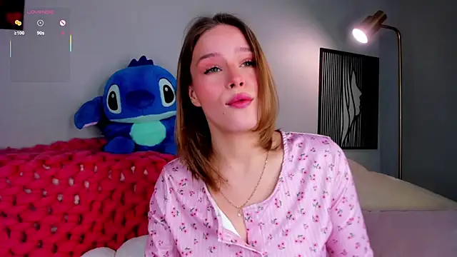 Snapshot of TaiteBayles chatting on 10-13-25, 01:27 TaiteBayles online show from 10-13-25, 01:27