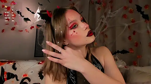 Snapshot of TaiteBayles chatting on 10-30-25, 01:40 TaiteBayles online show from 10-30-25, 01:40