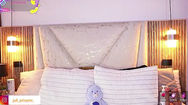 Julieta priv online show from 03-20-26, 02:11