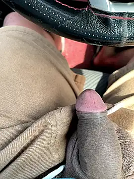 Snapshot of BadboySLR_8899 chatting on 09-13-25, 04:23 BadboySLR 8899 online show from 09-13-25, 04:23