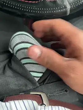 Snapshot of BadboySLR_8899 chatting on 10-23-25, 08:35 BadboySLR 8899 online show from 10-23-25, 08:35