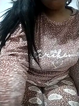 Snapshot of Dalou3a-69 chatting on 02-19-25, 11:36 Dalou3a-69 online show from 02-19-25, 11:36