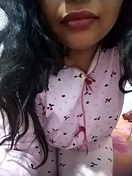 Snapshot of Dalou3a-69 chatting on 02-28-25, 01:58 Dalou3a-69 online show from 02-28-25, 01:58