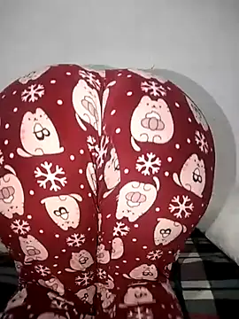 Snapshot of Dalou3a-69 chatting on 03-21-25, 12:07 Dalou3a-69 online show from 03-21-25, 12:07