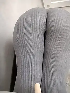 Snapshot of Dalou3a-69 chatting on 09-10-25, 09:53 Dalou3a-69 online show from 09-10-25, 09:53