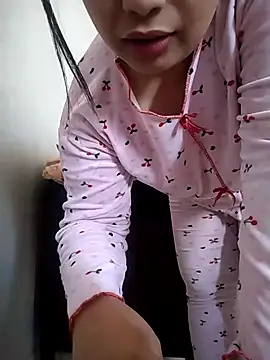 Snapshot of Dalou3a-69 chatting on 11-21-25, 10:25 Dalou3a-69 online show from 11-21-25, 10:25