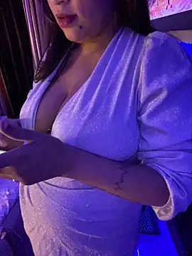 Snapshot of pihu_00777 chatting on 02-14-25, 07:12 pihu 00777 online show from 02-14-25, 07:12