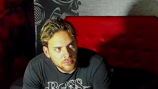 Snapshot of arnold_bekam chatting on 02-14-25, 07:23 arnold bekam online show from 02-14-25, 07:23