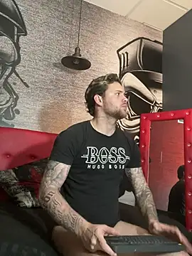 Snapshot of arnold_bekam chatting on 02-14-25, 10:25 arnold bekam online show from 02-14-25, 10:25