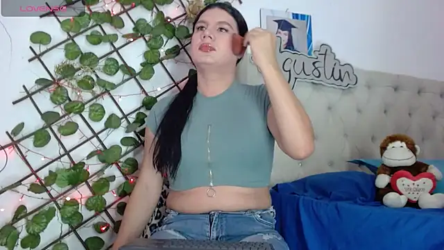 Snapshot of sexy_veryy_hot chatting on 05-17-26, 06:04 sexy veryy hot online show from 05-17-26, 06:04