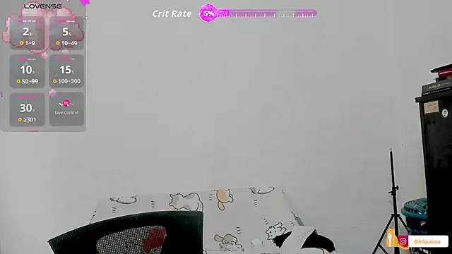 Naoko 7w7 online show from 10-23-25, 10:08